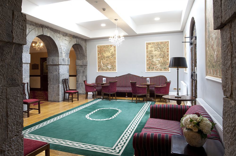 Celbridge Manor Hotel Esterno foto